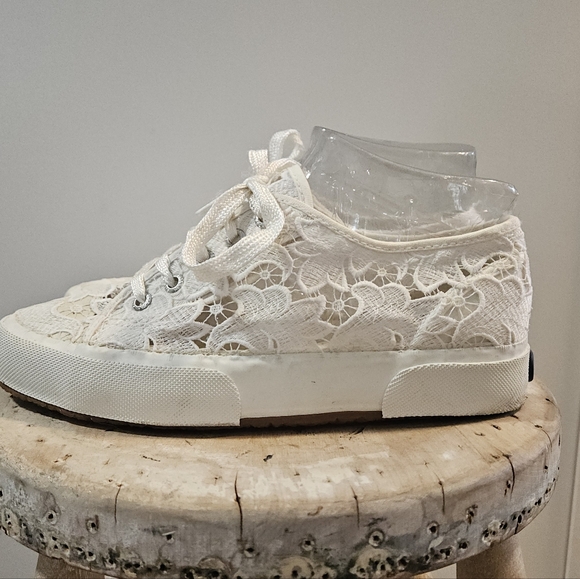 SUPERGA Vanilla Lace Sneaker Tennis Shoe 39 8 - Picture 3 of 6